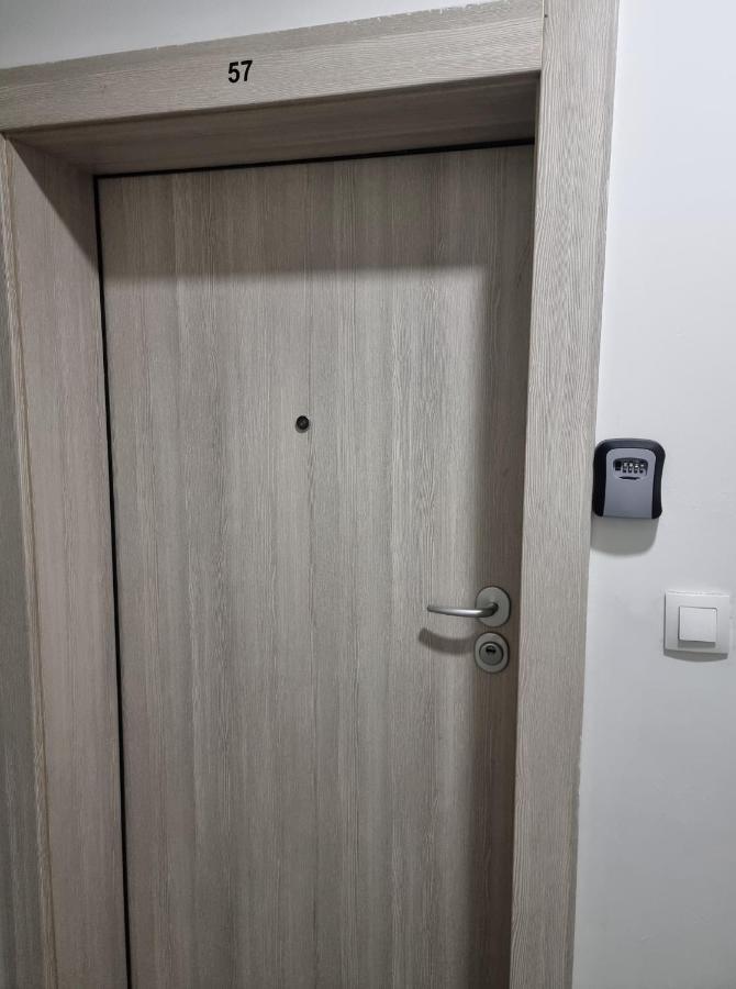 סקופיה Modern & Trendy Apartment מראה חיצוני תמונה